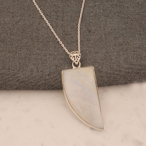 Large Silver Moonstone Pendant, Solid 925 Sterling Sivler Necklace, Rainbow Moonstone Necklace, Moonstone Fancy Pendant, Moonstone Jewelry