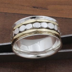 Spinnerring van gehamerd sterlingzilver: handgemaakte angstband
