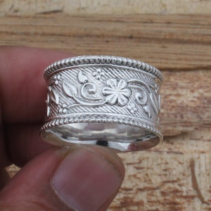 Solid 925 Sterling Silver Flower Wines Engraved Band Ring For Women, Handmade Silver Textured Band Ring Gifts For Mother&#39;s Day Jewelry Idea
