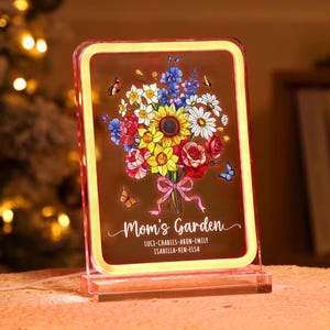 Custom Family Birth Flowers Night Light, Custom Mom&#39;s Garden Night Light, Mom Gift From Kids, Mother&#39;s Day Gift, Gift For Mom, Gift For Her