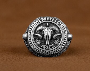 Widder Memento Mori Silber Ring, Widder Schädel Gothic Männer Siegelring Silber, Biker Sternzeichen Siegelring, Jahrestagsgeschenk, Geschenke für Ehemann