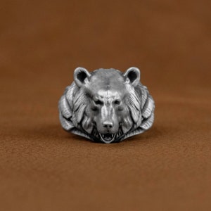 Sterling Silver Grizzly Bear Ring, One of a Kind Animal Ring, Nature inspired Wild Animal Jewelry, Cool and Handmade Oxidized Mens Rings