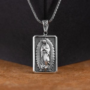 Colgante de Guadalupe, Collar de plata personalizado para hombre de la Virgen María Milagrosa de Guadalupe, Joyería cristiana, Regalos cristianos, Regalo de aniversario
