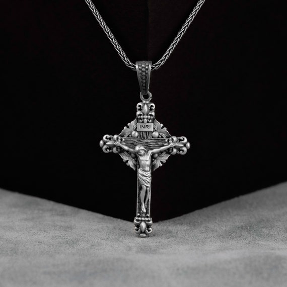 Collana con ciondolo croce di Gesù con corona di spine, catena unisex, accessorio per gioielli – acquista a prezzi convenienti sul marketplace