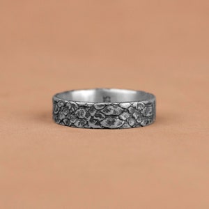 Dragon Scale Silver Band Ring, Dragon Lizard Scales Wedding Ring, Mythology Dragon Jewelry, Fashionable Ring, Gift For Husband and Boyfriend