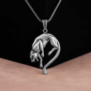 Elegant Black Panther Shaped Pendant in 925 Sterling Silver, Realistic Animal Jewelry, 3D Panther Pendant, Birthday and Anniversary Gift
