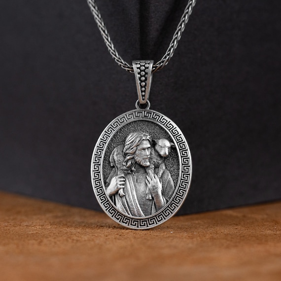 イエスの羊飼いのシルバーネックレス、シルバーカトリックペンダント