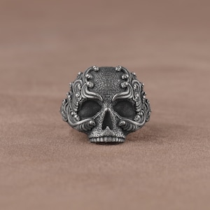 Handmade 925K Sterling Silver Skull Ring, Gothic Skull Ring, Biker Skull Jewelry, Death Skull Ring for Men, Crown Skull Silver Ring