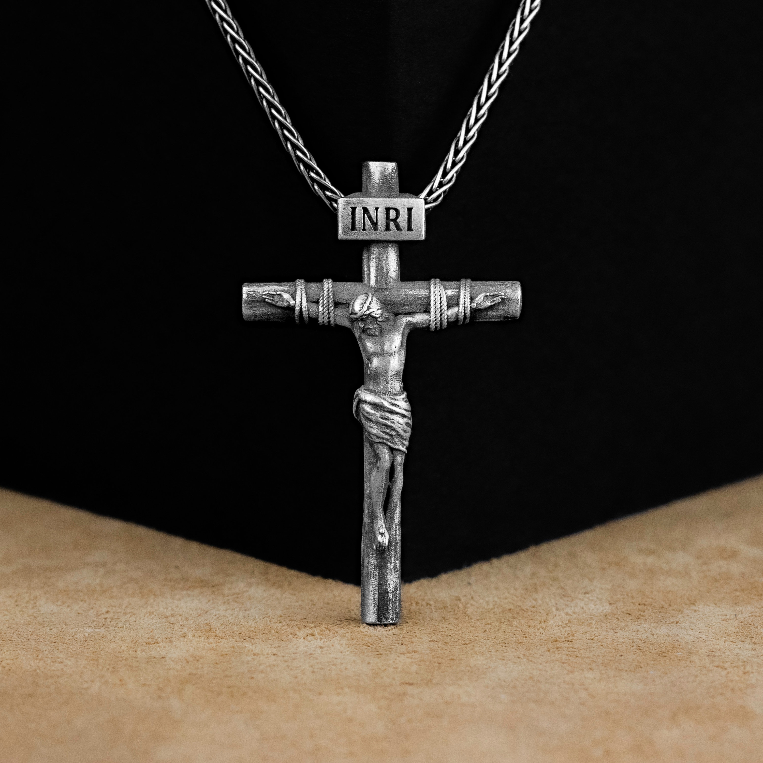 十字架ペンダント、キリスト・イエスの十字架クリスチャンカトリック