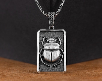 Wisiorek Skarabeusz, Srebrny naszyjnik ze spersonalizowanym Skarabeuszem, Naszyjnik z egipskim chrząszczem Skarabeuszem, Srebrny naszyjnik z Okiem Opatrzności