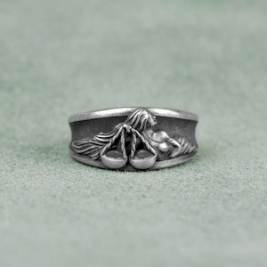 Einzigartiger Waage Silber Band Ring, Horskop oxidierter Silber Männer Ring, Sternzeichen Hochzeitsschmuck, Sternzeichen Silber Geschenk Schmuck, Geschenk für Mutter