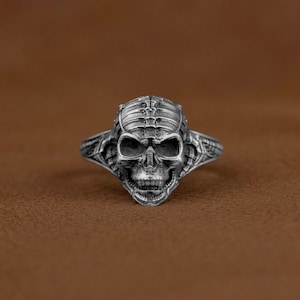 Skull Engraved Sterling Silver Men Signet Ring, Gothic Ring, Skull Punk Ring, Personalized Ring Jewelry, Boyfriend Gifts, Anniversary Gift
