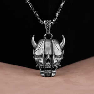 Collar de hombre de plata del diablo grabado, Colgante gótico de calavera que se convierte en diablo, Colgante de demonio, Regalo para marido, Regalo de aniversario, Collar de motorista