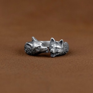 Zilveren Wolf unieke band ring, Twin Wolf Sterling zilveren ring sieraden, Wolf trouwring, dierenliefhebber cadeau, cadeau voor mannen, verjaardagscadeau