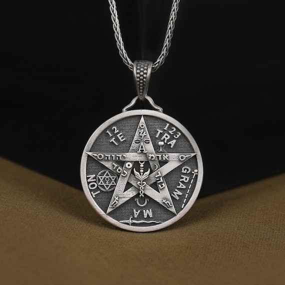 Collier Pentagramme Tetragrammaton – Pendentif YHVH YHWH – Acier Inoxydable – Amulette Protection, Cadeau Chrétien