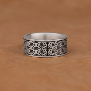 Sacred Geometry Flower Motif 925 Sterling Silver Band Ring, Engagement Gifts For Couples, Unique Floral Pattern Engraved Mens Wedding Band