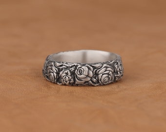 Sterling Silver Rose Flower Engraved Wedding Ring for Couples, Elegant Flower Engagement Ring, Unique Dainty Promise Ring, Unisex Band Ring
