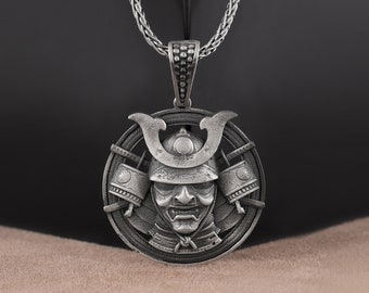 Colgante samurai 3D, collar de hombres guerreros japoneses, collar medieval para novio, collar de guerrero para él, collar de hombres de plata oxidada