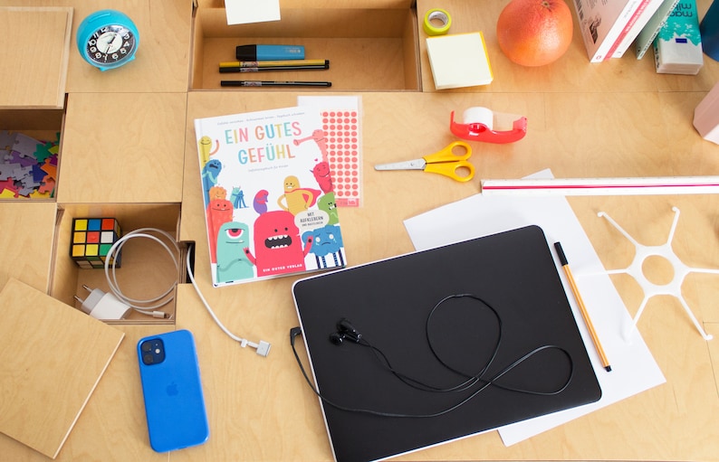 tidy desk desk with folding compartments around the work surface image 4