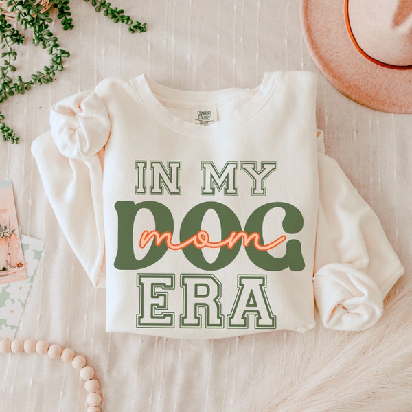 Dog Mom Sweatshirt Personalized Pet Owner Gift Idea for New Dog Mom Crewneck Sweater Dog Themed Oversized Sweatshirt Dog Lover Gift Pet Mom