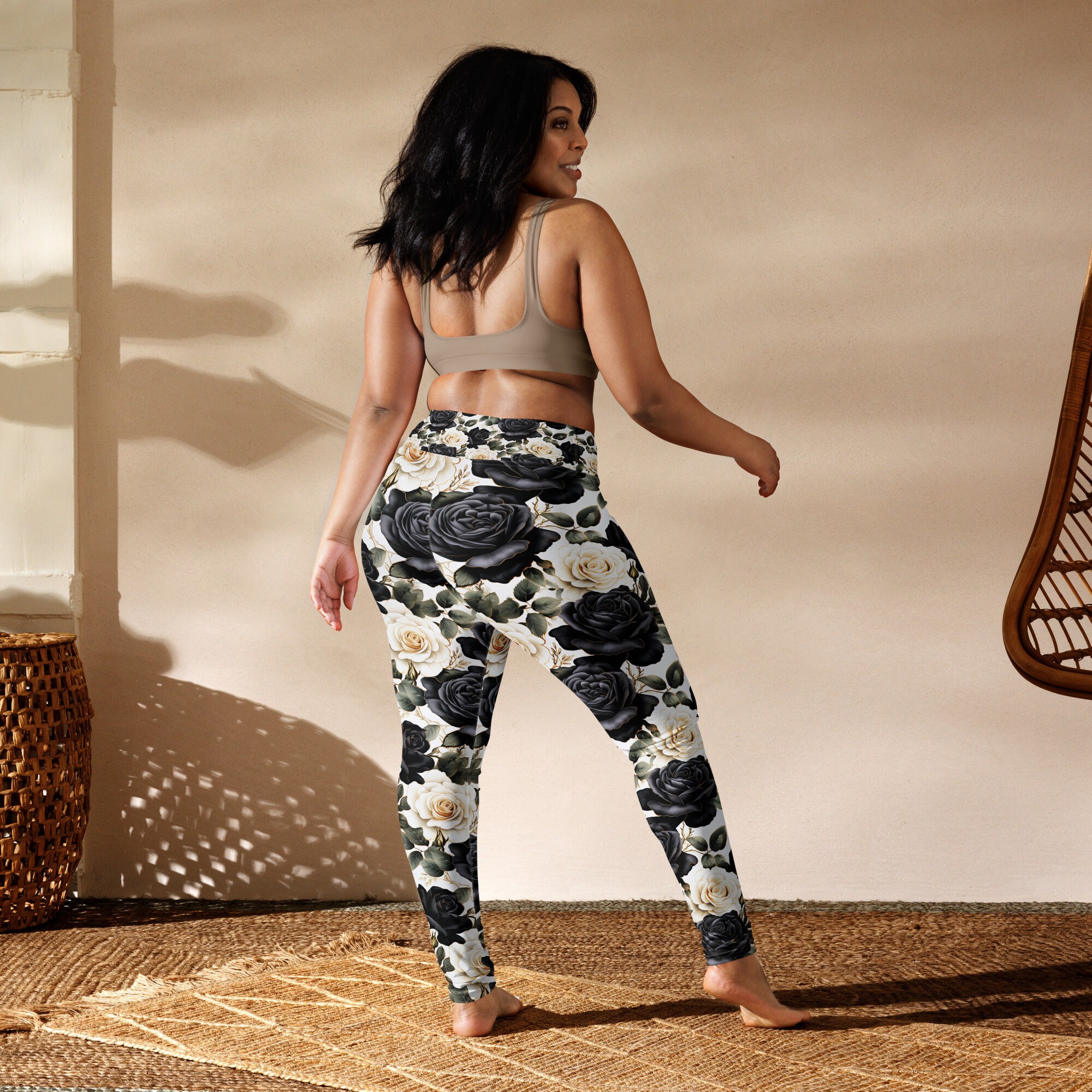 Workout With Roses Black and White Roses Allover Print High Waist Yoga Leggings, Floral ...