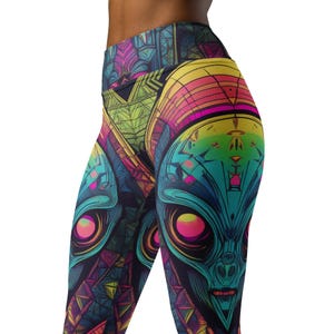 Alien High Waist Yoga Leggings, Alien All Over Print Yoga Pants