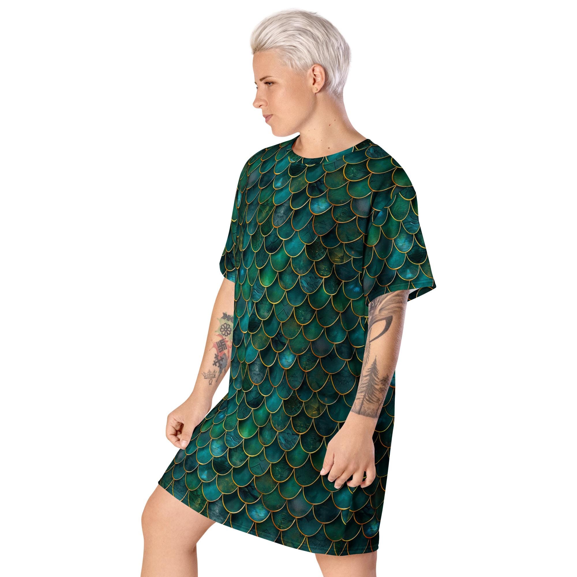 Green Dragon Scales T-Shirt Dress, Oversized Drop Shoulder Fantasy Cosplay Dress