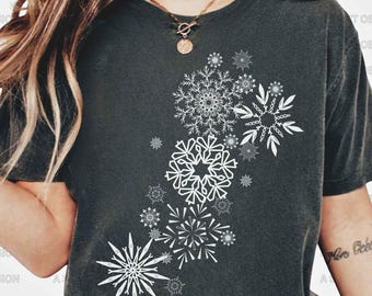 Christmas Snowflakes Shirt Snowflake Shirt Snowflake Winter Xmas Shirt Womens Christmas Shirt Cute Winter Shirt Let it Snow Shirt