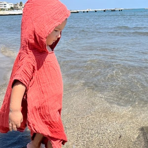 Hooded Poncho for Kids, Baby and Toddler Beachwear, Muslin Surf Poncho, Sun Cover, Baby Gift, Beach Coverup, Children Bath Towel,Cotton Cape