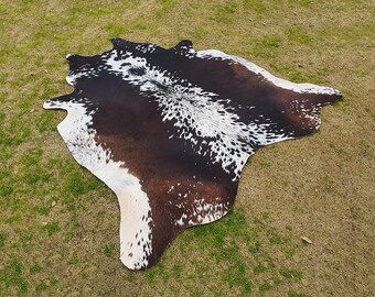 Tappeti in vera pelle di mucca tricolore - Tappeto in pelle di mucca marrone, bianco e nero