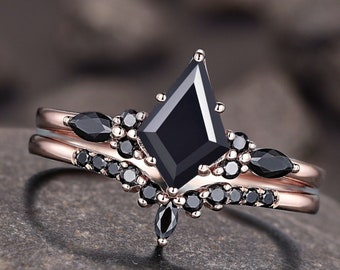 conjunto de anillos de ónix negro con corte de cometa, anillo de compromiso único de oro rosa conjunto de anillo de moissanita corte marquesa anillo de espinela negra anillo de piedra negra para mujeres