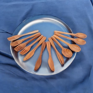 Wooden Forks, Knife and Spoons Cutlery Set - Teak Wood Flatware, Food Safe Finish, 12-Piece Travel & Home Dining, Teak Wood Cutlery Set.