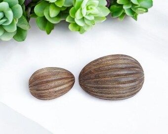Rustic Wooden Easter Eggs - Handmade Brown Egg Figurines - Nature-Inspired Tabletop Decor for Cottagecore Style