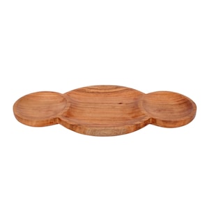 Servierplatte Frühstücksplatte Speiseplatte Servierplatte Zeitloser Stil trifft auf moderne Funktionalität: Das handgefertigte Serviertablett aus Holz in den Maßen 40 x 19 x 2 cm.