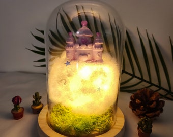 Fairy Tale Castle Night Light - Bringen Sie etwas Magie in Ihr Zuhause | Handgemachte Schlosslampe | Rosa Nachtlicht | Geschenk für Sie | Kreatives Geschenk