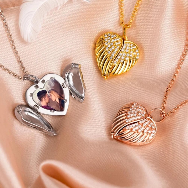 Custom Photo Locket Necklace Angel Wings Personalized Picture Engraved Name Heart Pendant Vintage Silver Rose Gold Memorial Gift Mom Grandma