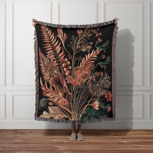 Cottagecore Floral Woven Blanket Vintage Tapestry Hanging Cozy Boho Home Decor Cotton Throw Wildflower Jacquard Fringed Gift Him Her Couple