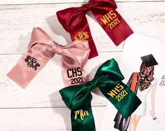 Personalized Graduation Cap Bow Personalized Embroidered Name Monogram Hair Ribbon Senior College School Cheer Gift 2024 Bachelorette Favors