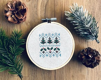 Christmas Cross Stitch Pattern ∣ Fair Isle Xmas Pattern, Nordic Cross Stitch Chart, Small Christmas Tree Needlepoint, Christmas ornament