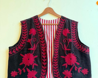 Handmade Suzani Velvet Vest | Vintage Floral Embroidered Jacket | Bohemian Velvet Waistcoat