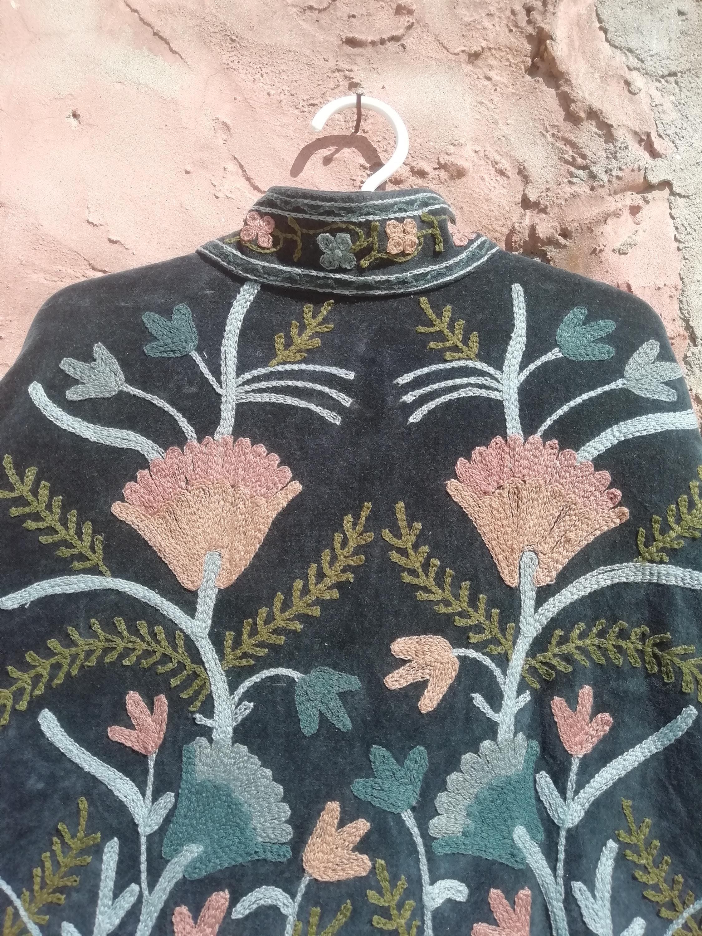 スザニ刺繍ベルベットジャケット：手作りの軽量ファッションウェア