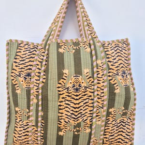 Handgefertigte Neue Handblockdruck Gesteppte Handtaschen - Stilvolle und einzigartige Tragetaschen für den täglichen Gebrauch - Perfektes Geschenk für Sie