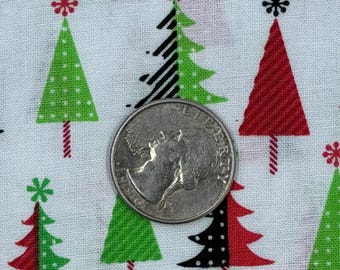 Christmas Tree  Fabric-Keepsake Calico-Designed for JO-ANN Fabric And Crafts Store- 1Yard- WOF 44- White Fabric with Green, Red Trees -AA30