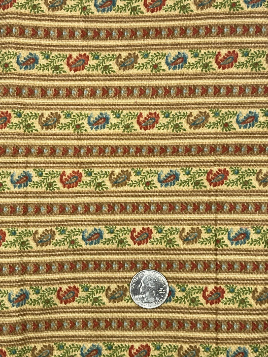 高品質コットン生地 - MODA品質コットンのためにテリー・クロジエ・トンプソンがデザインした「ルイザ」 - 1 1/3ヤード、WOF 44インチ -  13.99ドル - ゴールド、レッド、ブルー - Etsy 日本