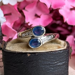 Vintage Sapphire & Diamond Twist Toi et Moi Ring