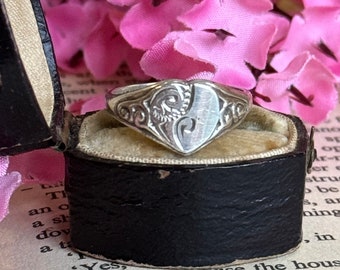 Antique Silver Heart Signet Ring