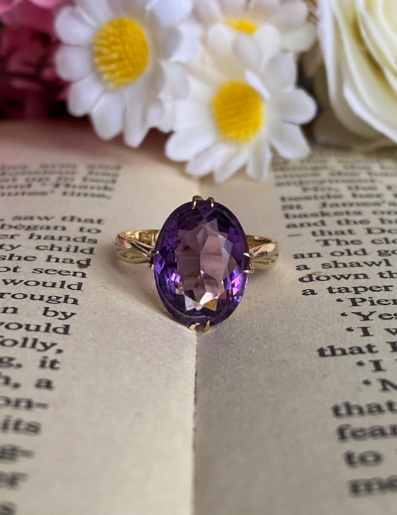 Antique 18ct Gold Amethyst Ring