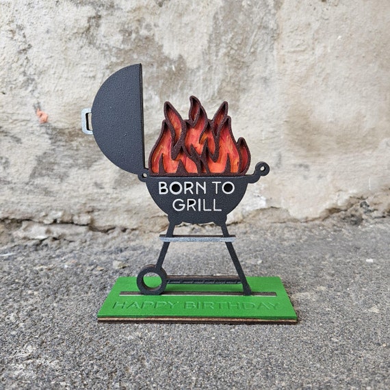 Geldgeschenk Grill aus Holz – personalisiert mit Gravur – Grillgeschenk für Männer