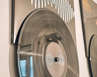 Vinyl Record and Sleeve Holder - Record Roll - Wall mounted display bracket (LP, EP,  album, music, 12,10,7 inch, album art)