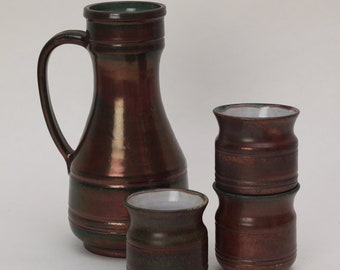 Jarra vintage con 3 tazas en marrón, juego rústico de gres, jarra rústica con tazas, jarra medieval, esmaltada, años 70